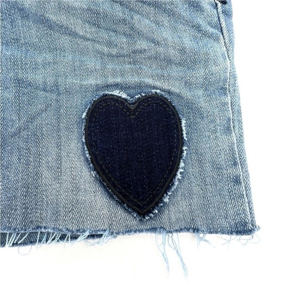 New Tractr Cuttoff Jean Shorts Girl’s Size 14 Mid Rise Distressed Patches Heart - Picture 3 of 6